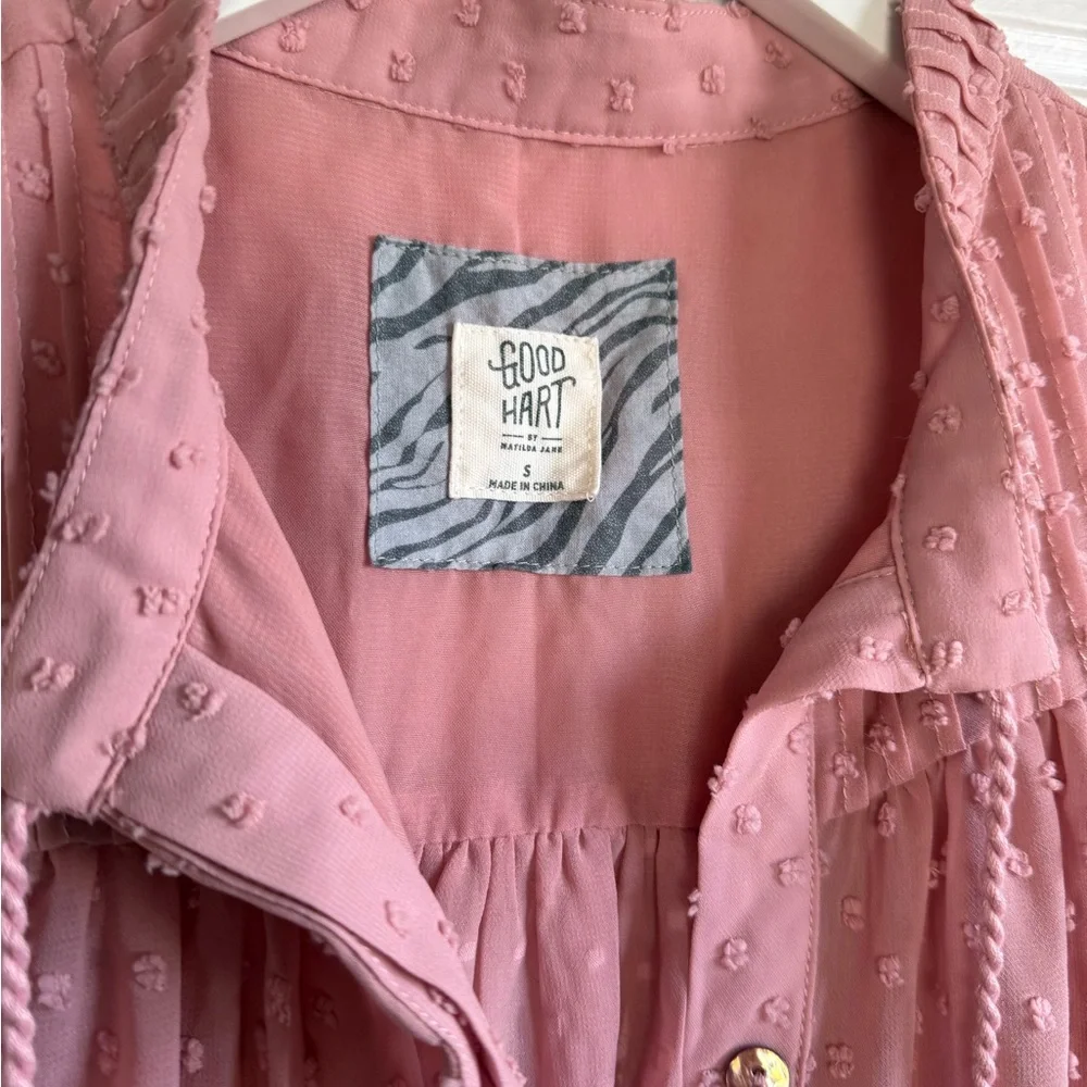 Pink long sleeve Swiss dot peasant shirt hippie shirt - size small